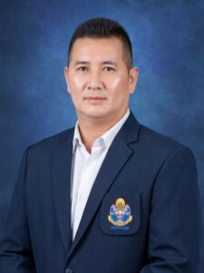 นายภานุวัฒน์ ศรีวรรณ