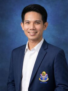 ผู้ช่วยศาสตราจารย์ ดร.ธนริศย์ ธนัยอุดมพัฒน์